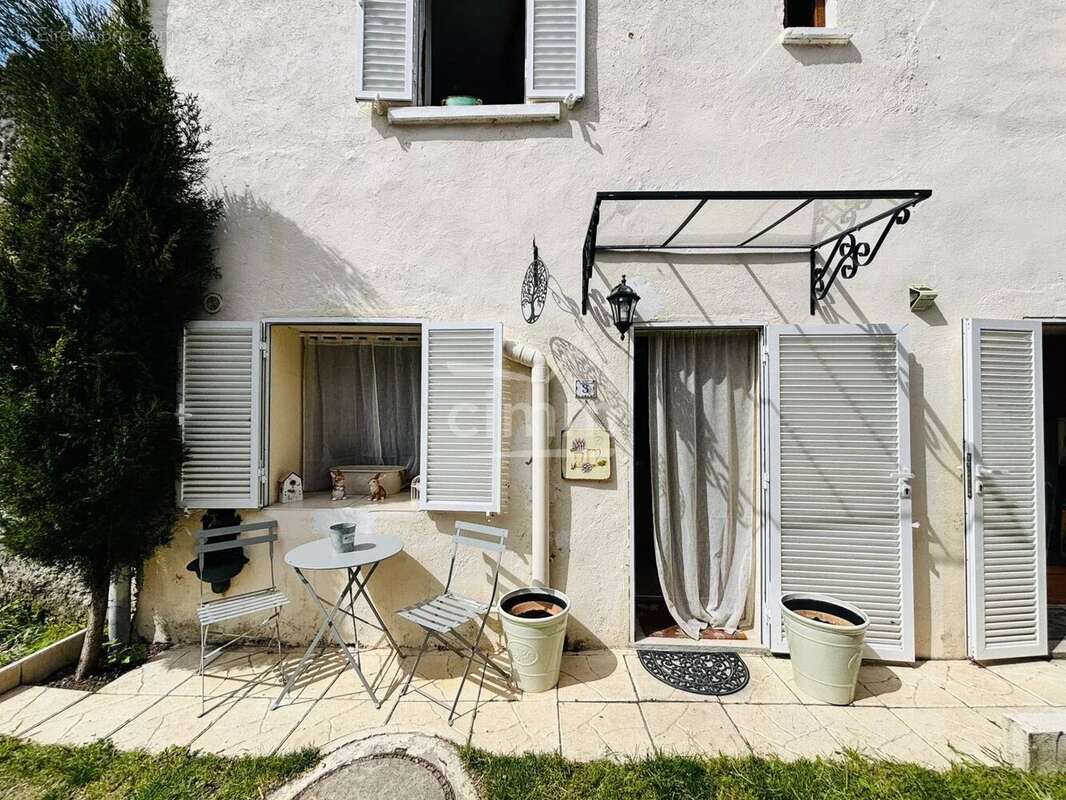 Maison à BARRET-SUR-MEOUGE