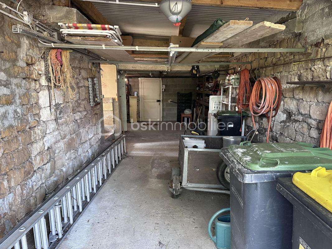 Maison à DOM-LE-MESNIL