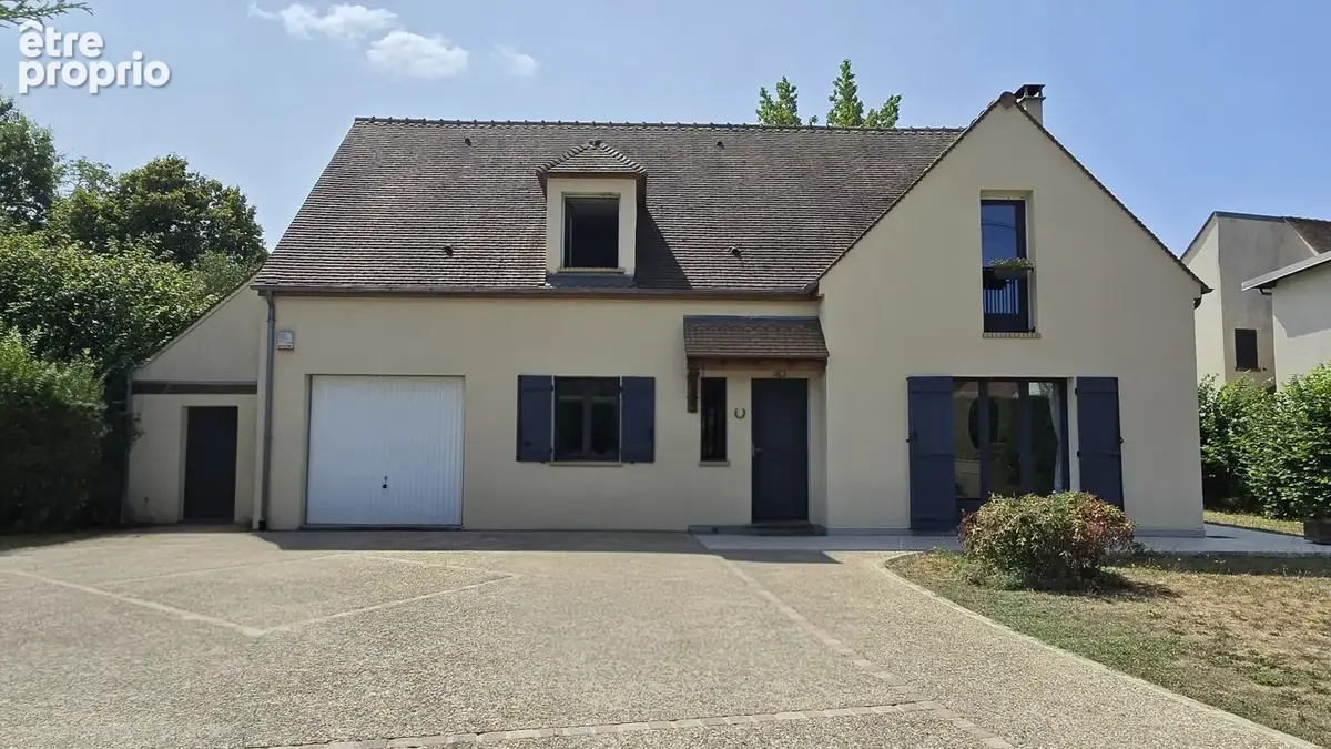 Maison à ROCHEFORT-EN-YVELINES