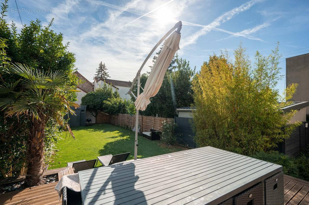 Maison à ENGHIEN-LES-BAINS