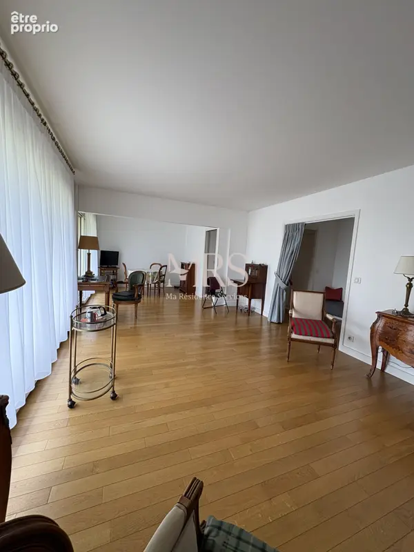 Appartement 3 pièces 67 m² à vendre à Paris-16e (75016) - photo 2