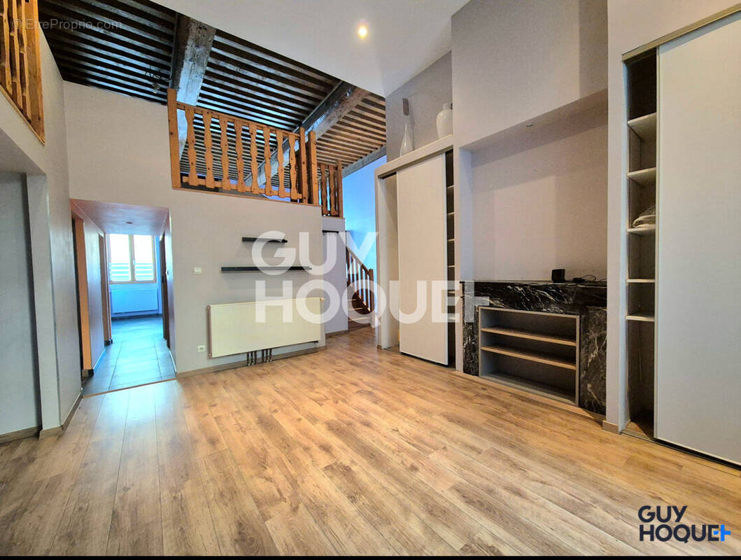 Appartement à LYON-5E