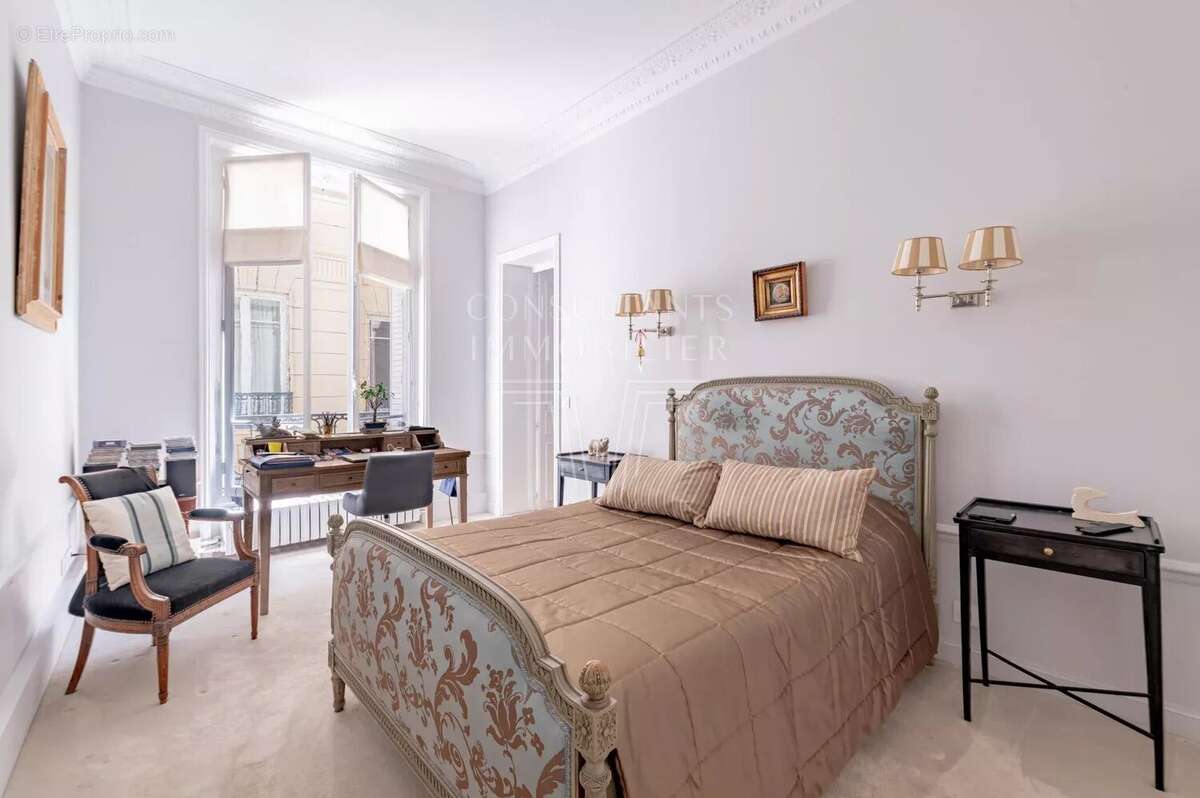 Plaine Monceau. Superbes volumes - photo 9