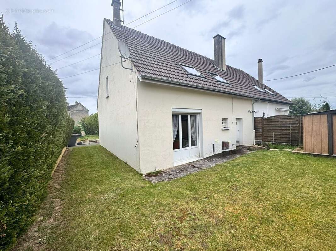 Maison à BILLY-SUR-AISNE