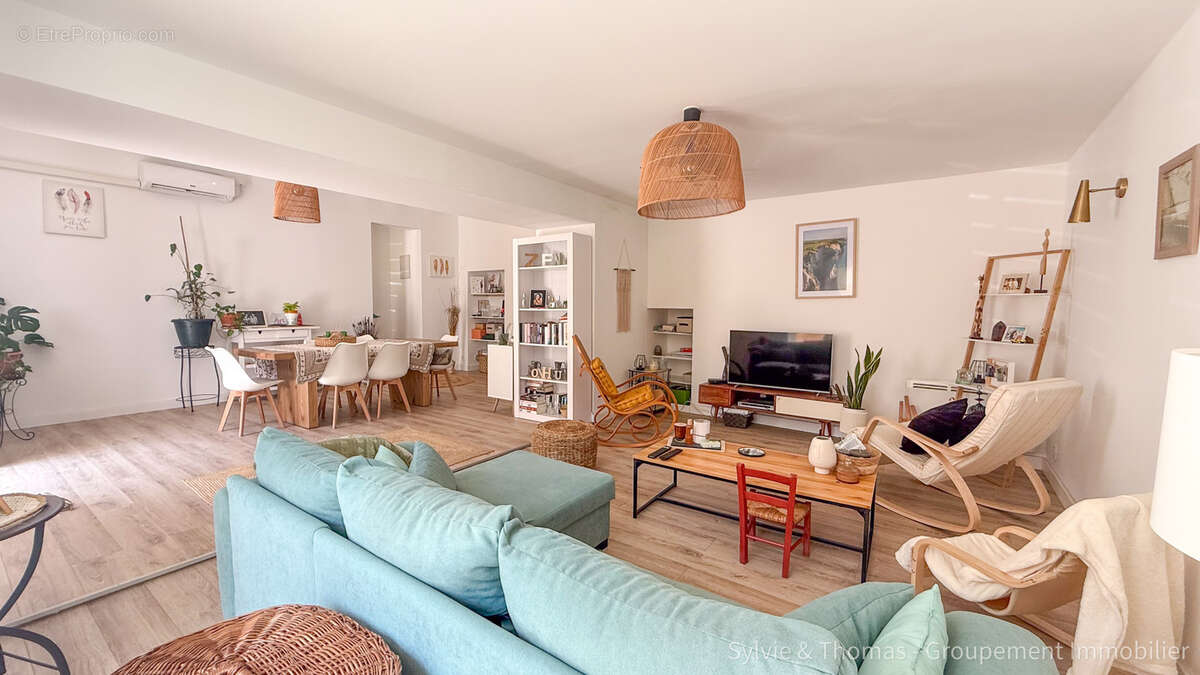 Appartement à CADEROUSSE