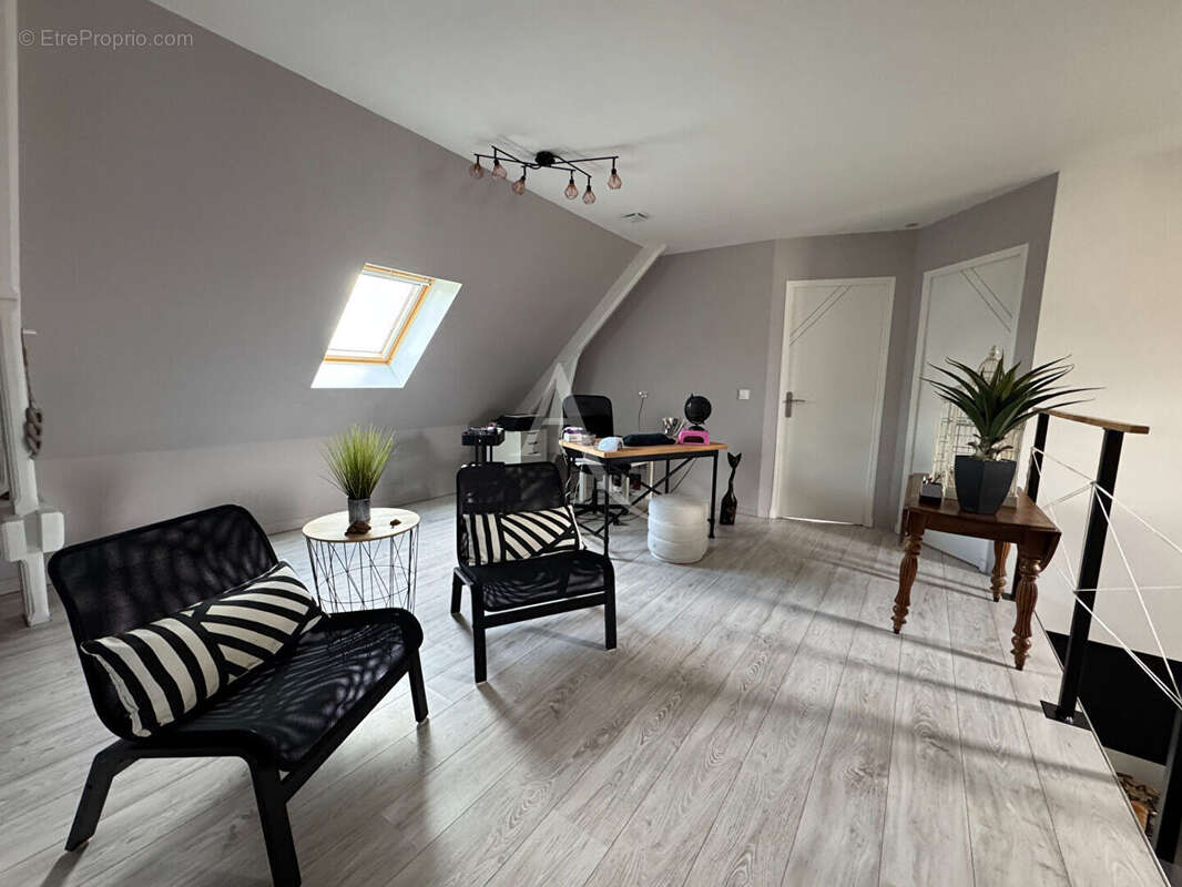 Maison à MONTLOUIS-SUR-LOIRE