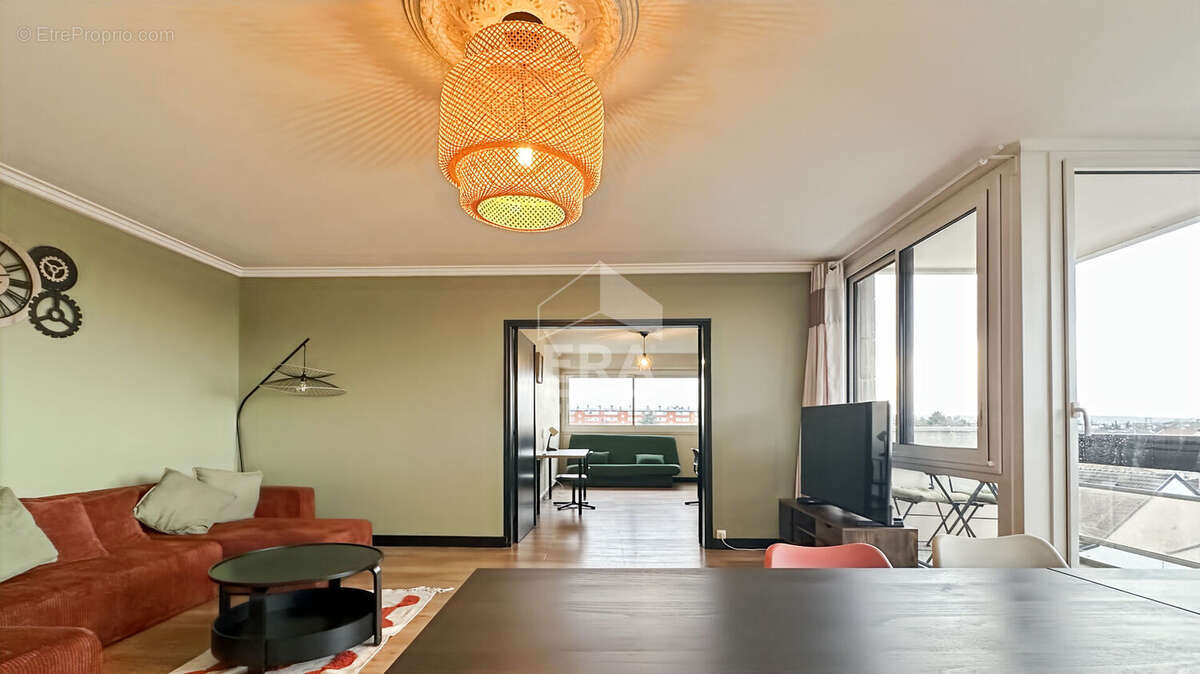 Appartement à TINQUEUX