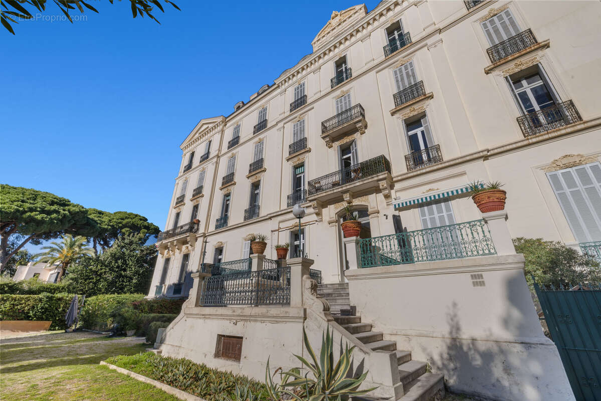 Appartement à CANNES