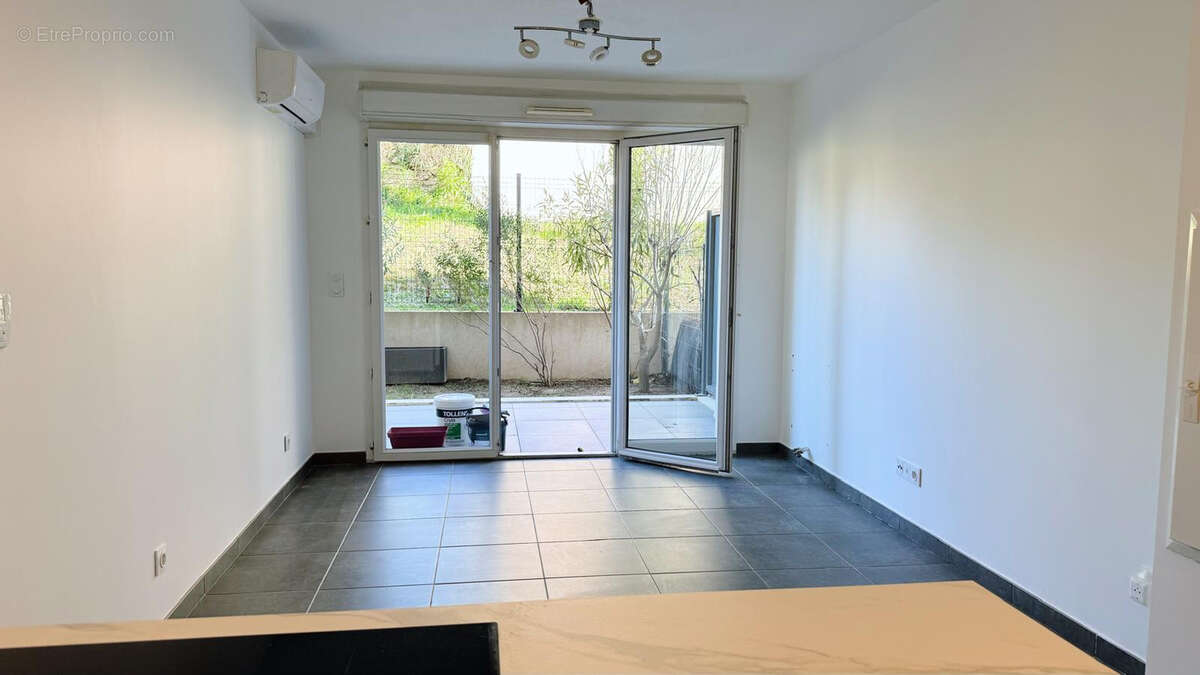 Appartement à LE CASTELLET