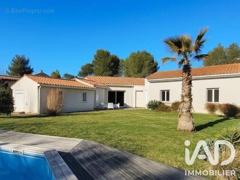 Maison 164 m² à Grabels  - photo 2