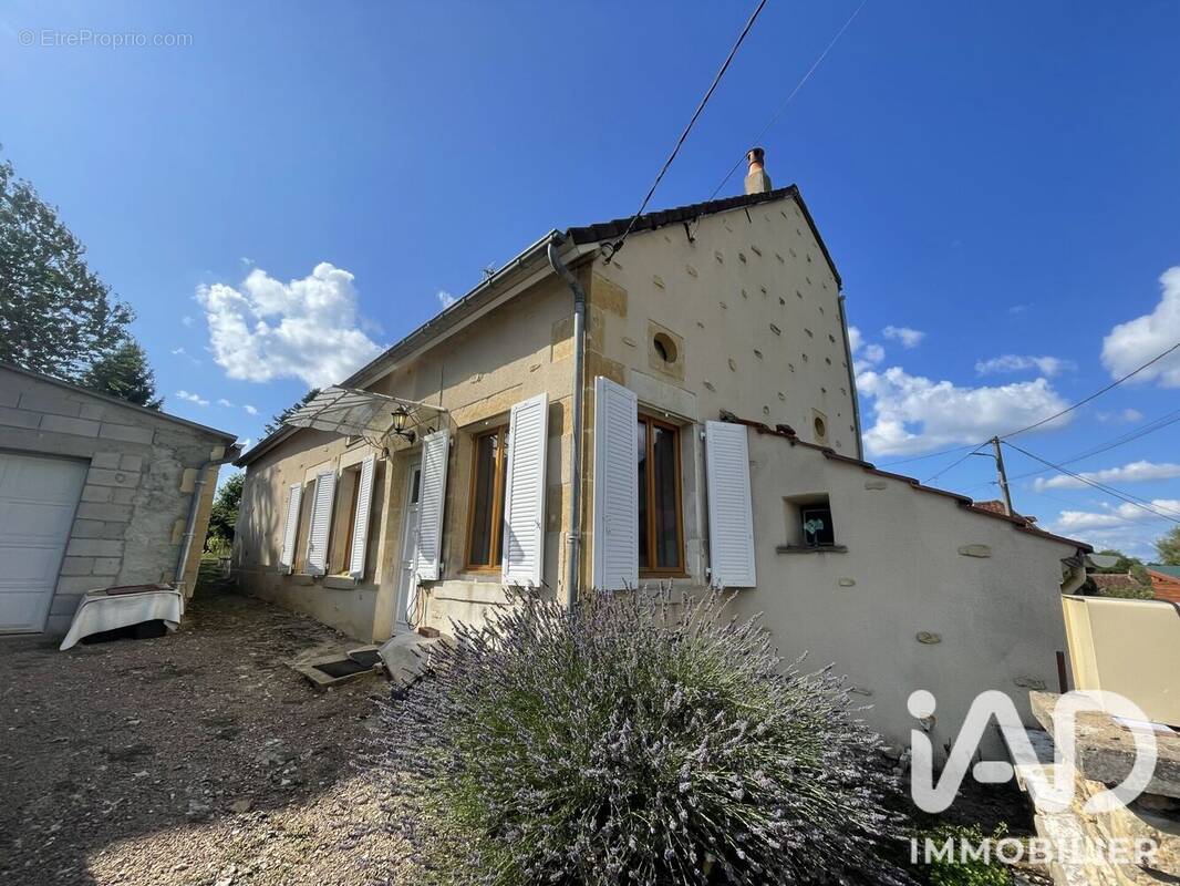 Photo 1 - Maison à CHATEAUNEUF-VAL-DE-BARGIS