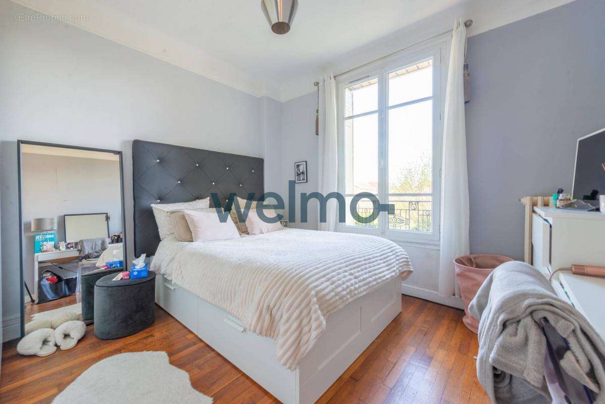 Maison à SARTROUVILLE