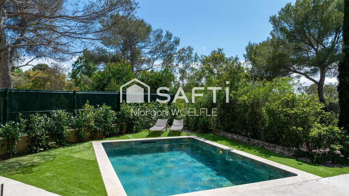 Photo 2 - Maison à SAINT-RAPHAEL