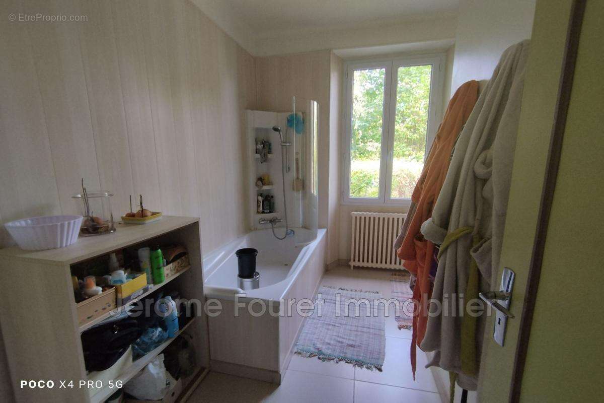 Maison à LA COURTINE