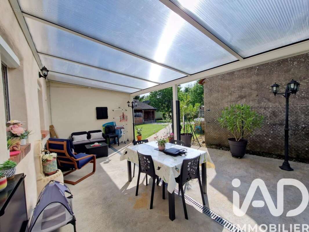 Maison 131 m² à Cernoy-En-Berry  - photo 3