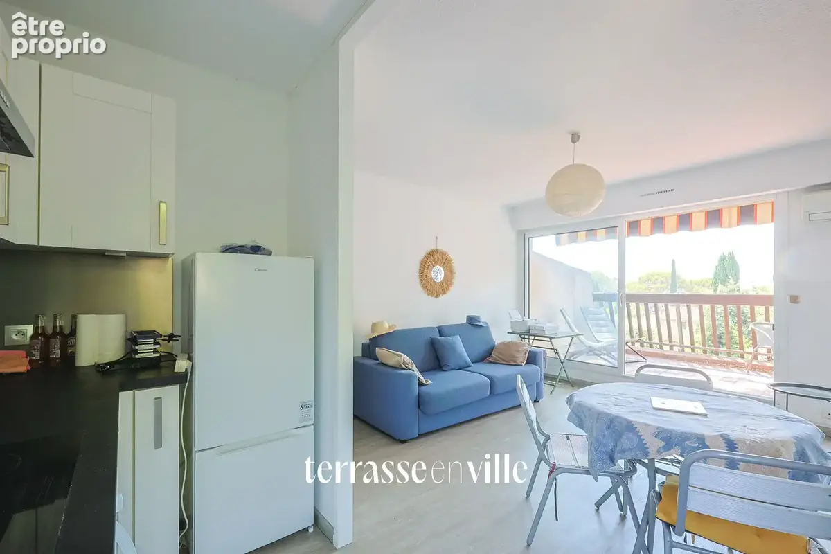 Quartier Fontsainte - T2 39m2 - Terrasse vue pinède et mer - Piscine - Parking privé - 289 000€ - photo 6