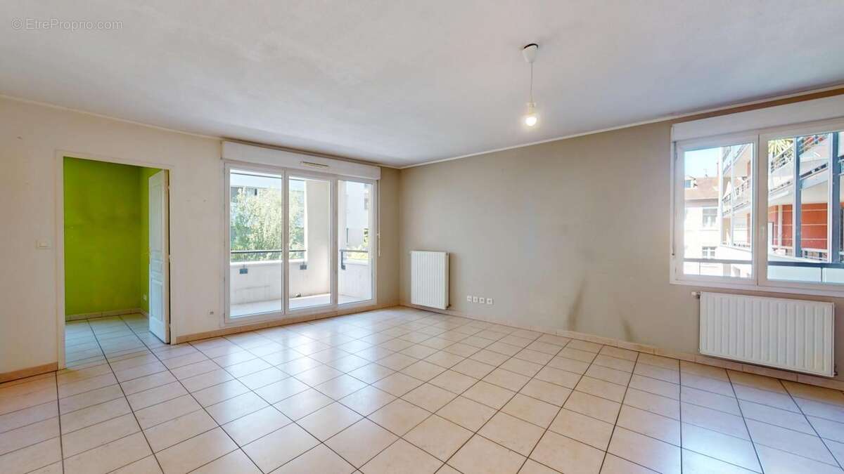  Lyon 9 - Vaise  T3 lumineux de 70.79m² avec balcon, cave et garage en option ! - photo 4