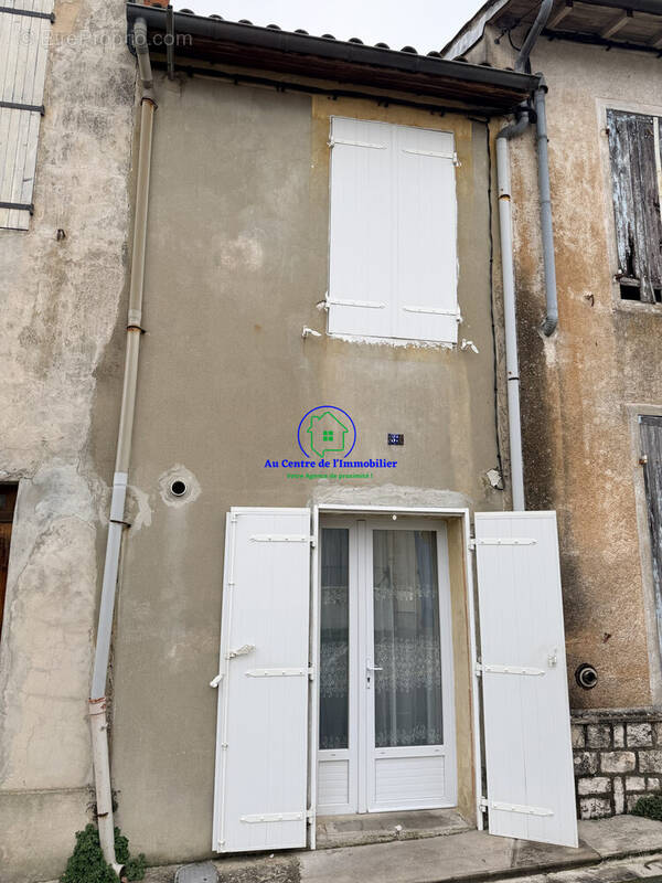 Maison à LE PASSAGE