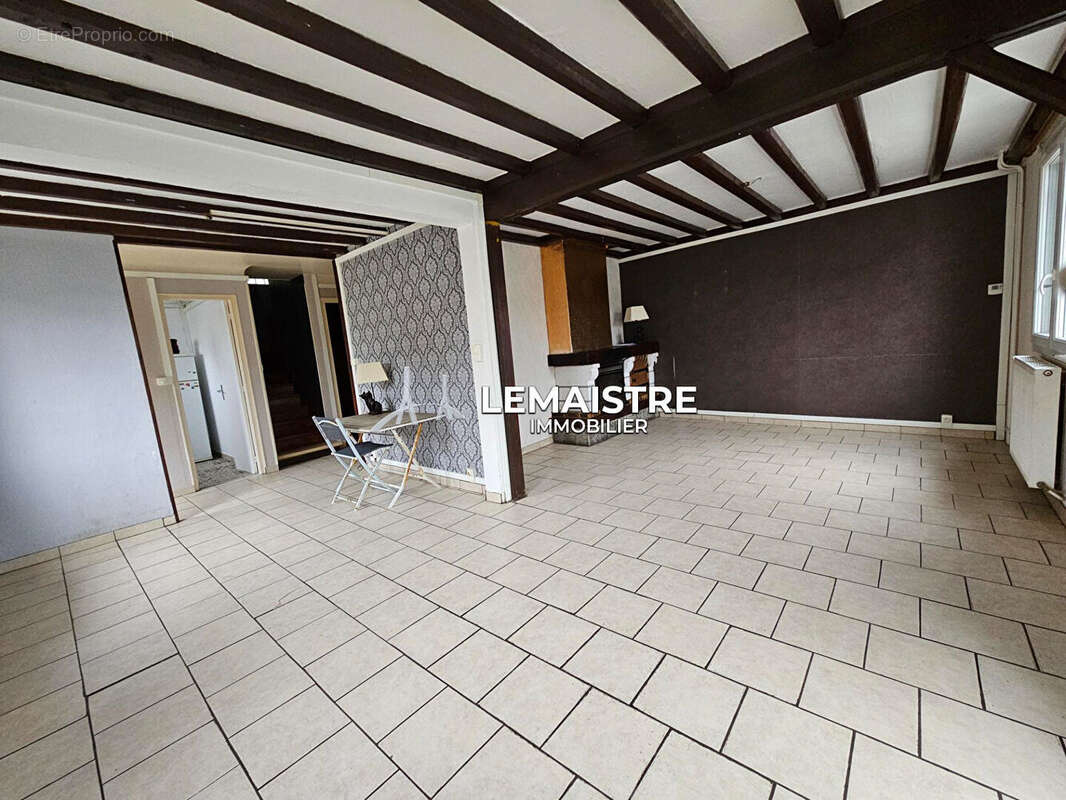 Maison à MONTIVILLIERS