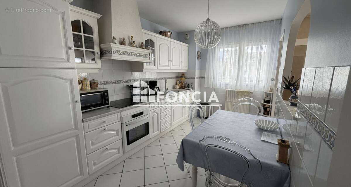 Secteur recherché appartement 70m² avec terrasse , cave et garage - photo 5