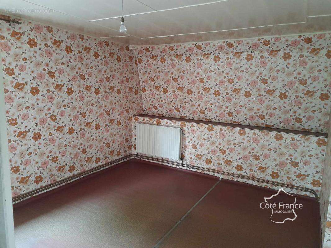 Maison à LA CAPELLE