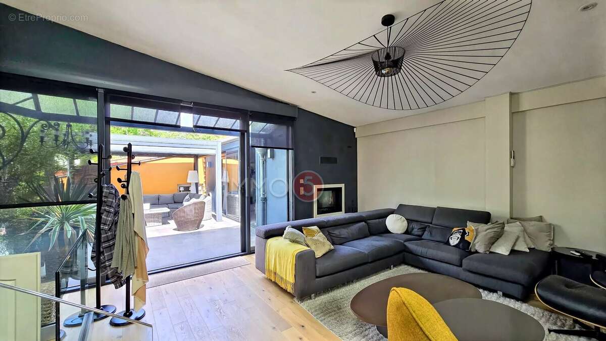 Maison à LE RAINCY