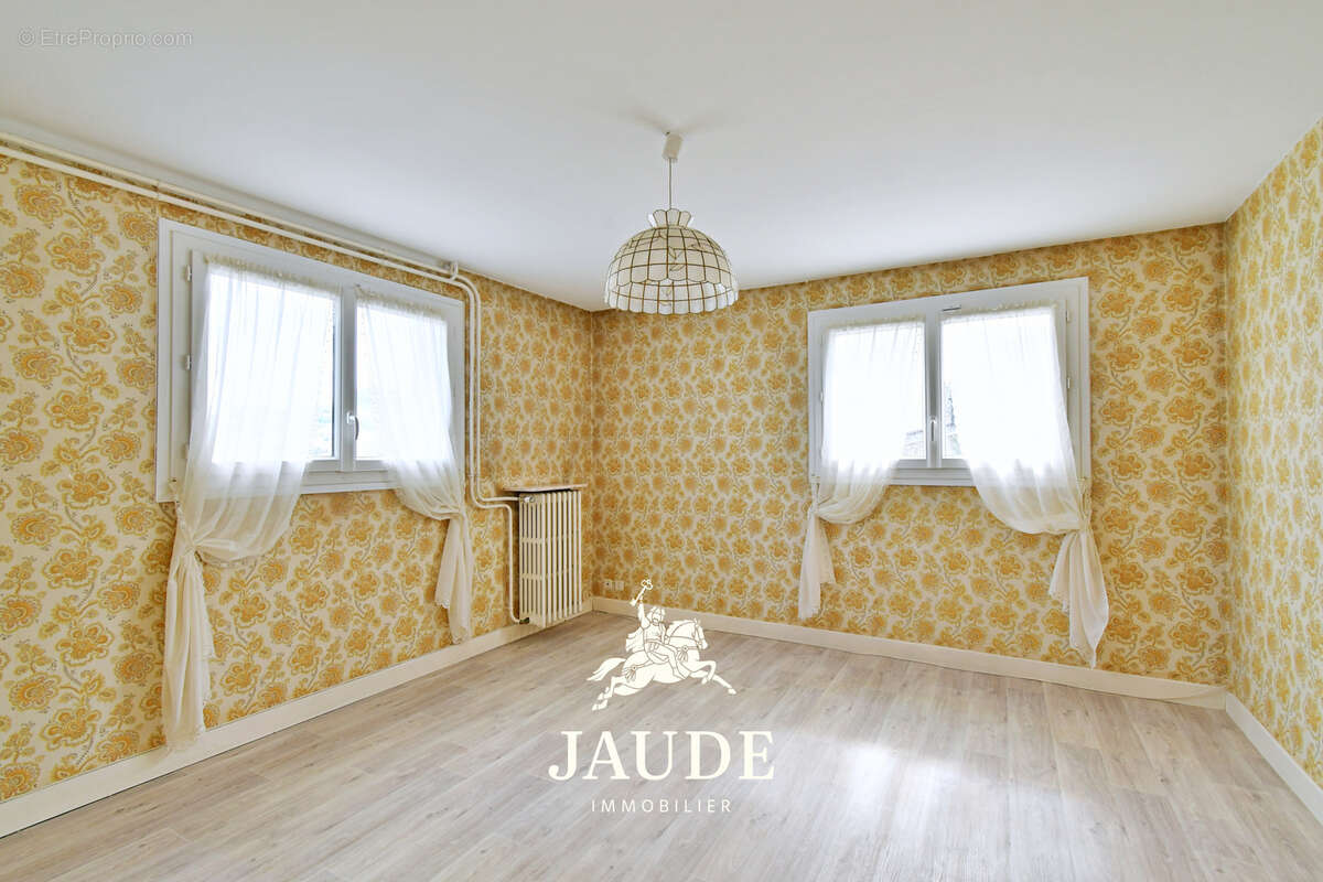 Maison à CLERMONT-FERRAND