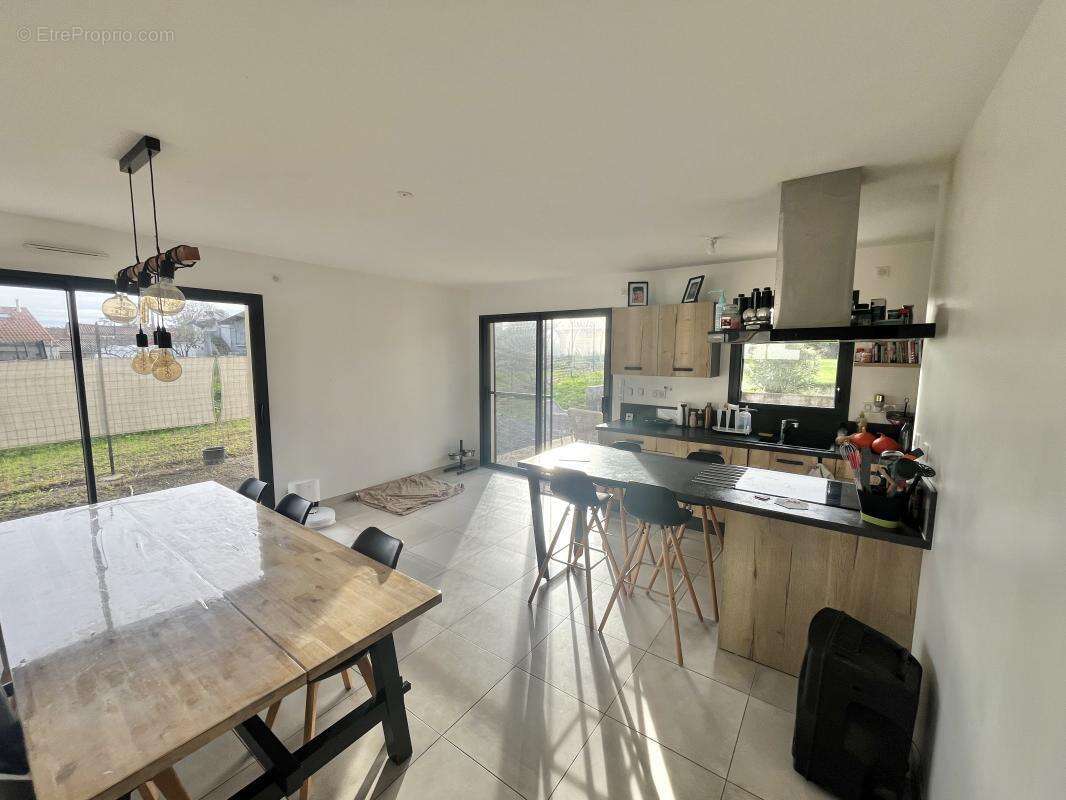 Maison à PONT-SAINT-MARTIN