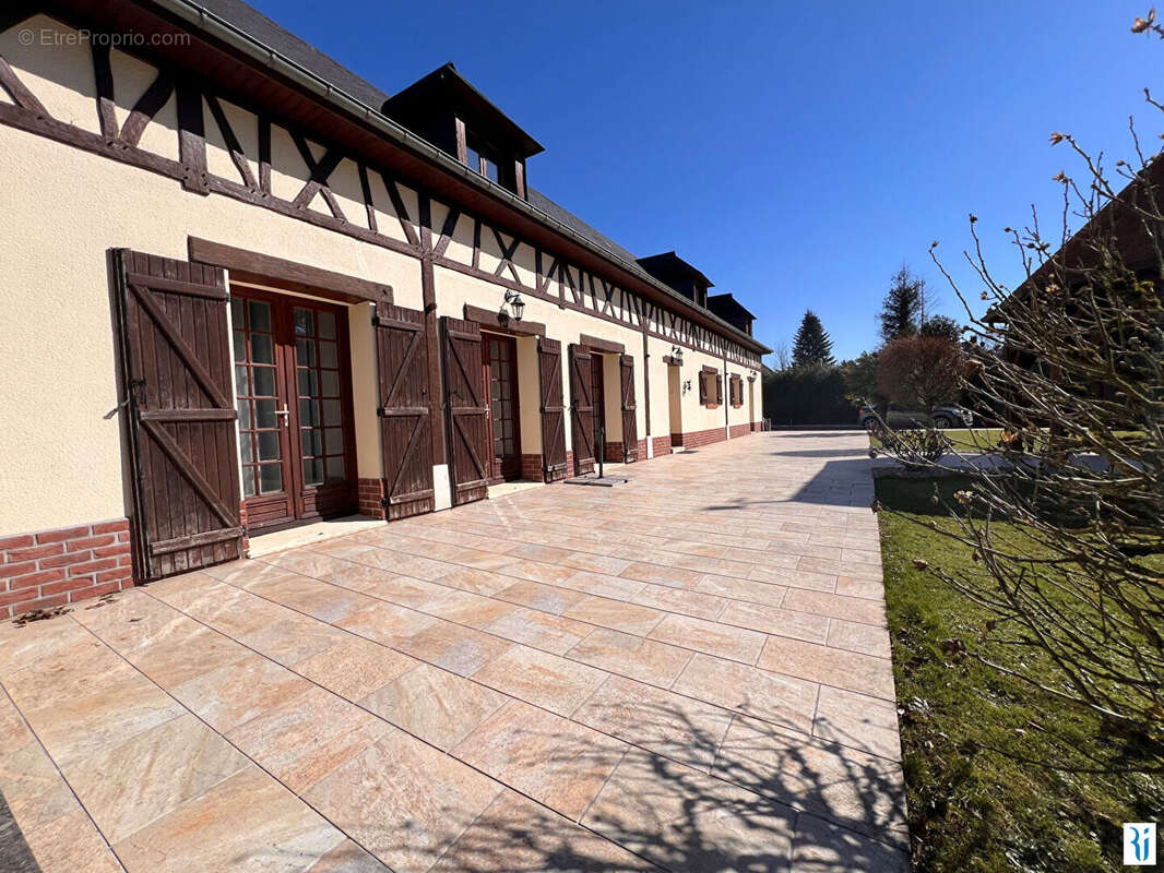 Maison à ISNEAUVILLE