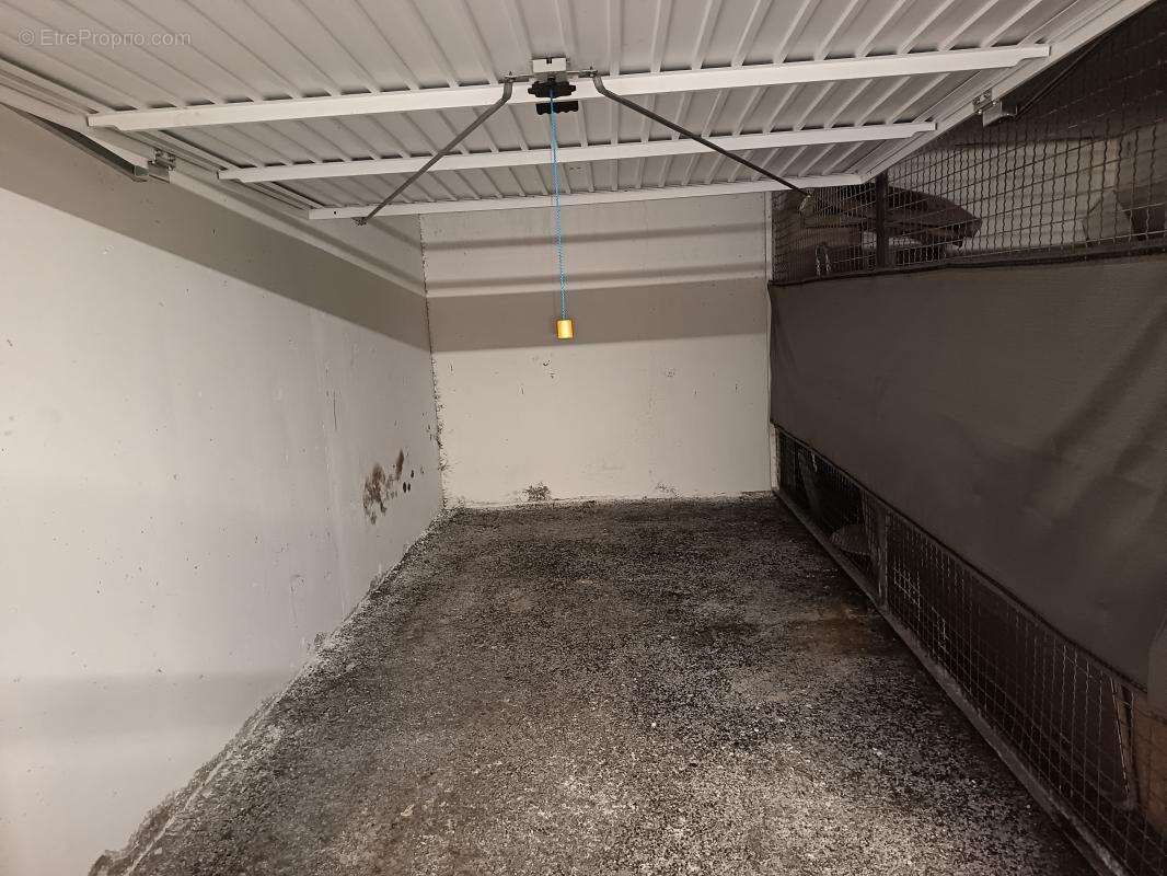 Garage à Vendre . Arzon-Kerjouanno - photo 3