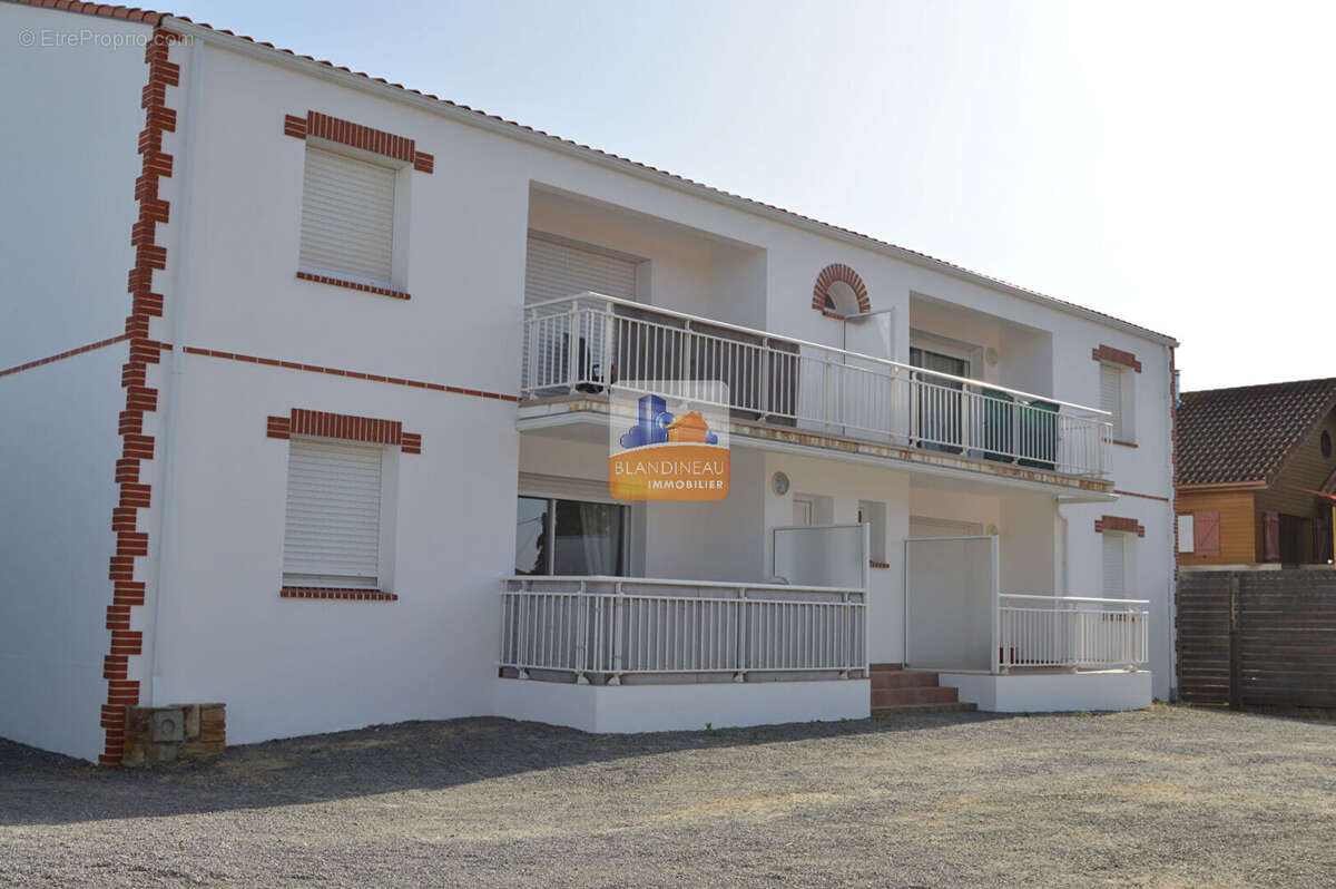 Maison à SAINT-LEGER-LES-VIGNES