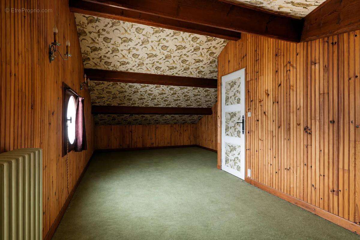 Maison de 195m² en vente à Poitiers Dunes/Dolmen - photo 7