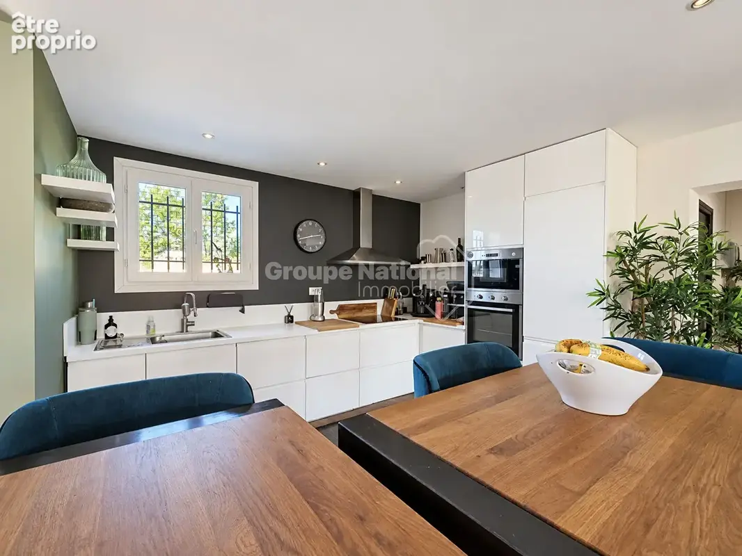 Ensemble immobilier polyvalent  - Bureaux & Logement - photo 6