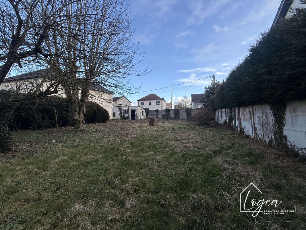 Terrain à BOULEURS