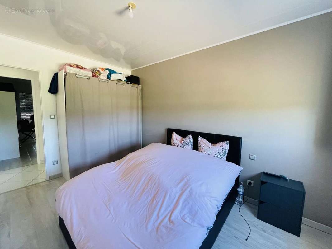 Maison à BARBEZIEUX-SAINT-HILAIRE