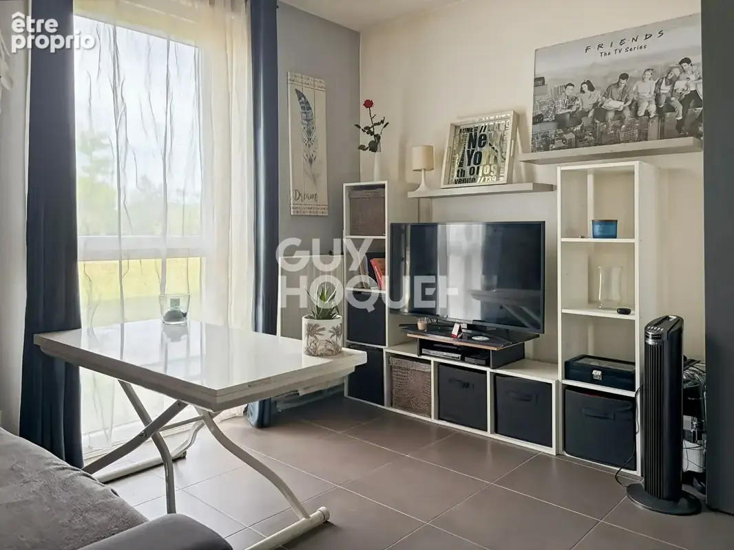 Appartement T1 à vendre à Ferrières-en-Brie - Résidence récente avec parking - photo 2
