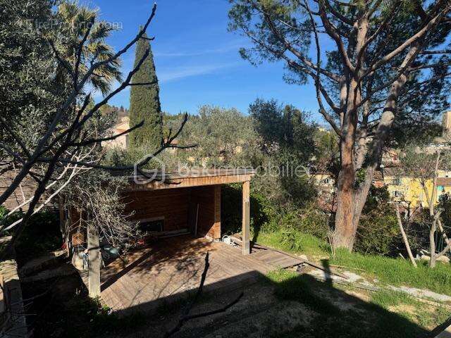 Maison à TOURRETTES