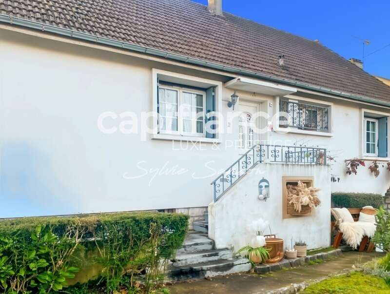 Maison à MANTES-LA-JOLIE