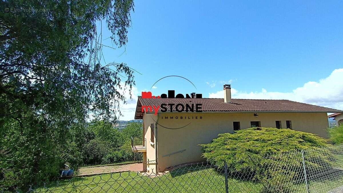 JASSANS RIOTTIER  -  Maison familiale  de 120m² sur 1150m² de terrain - photo 6