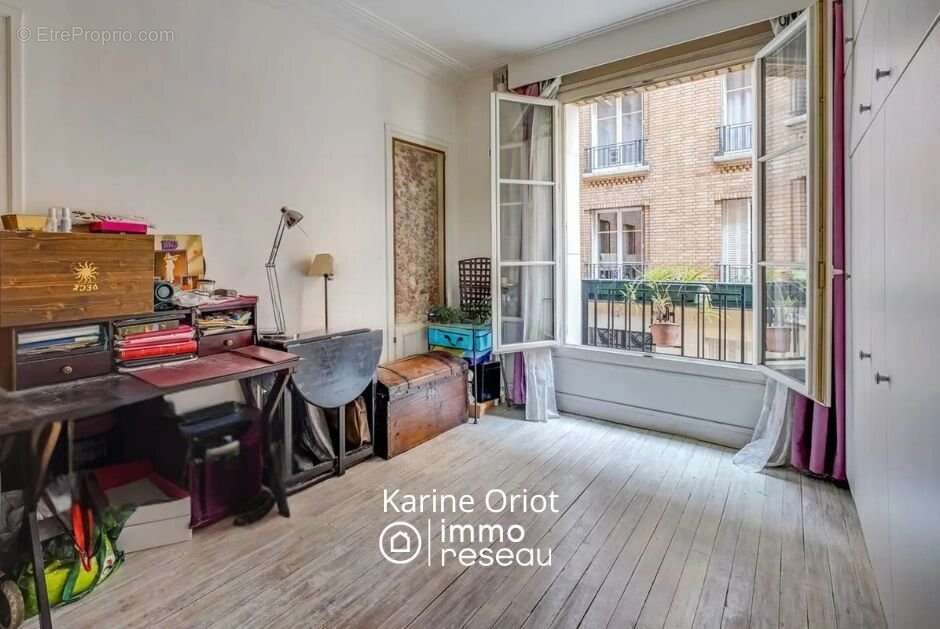 Appartement à PARIS-17E