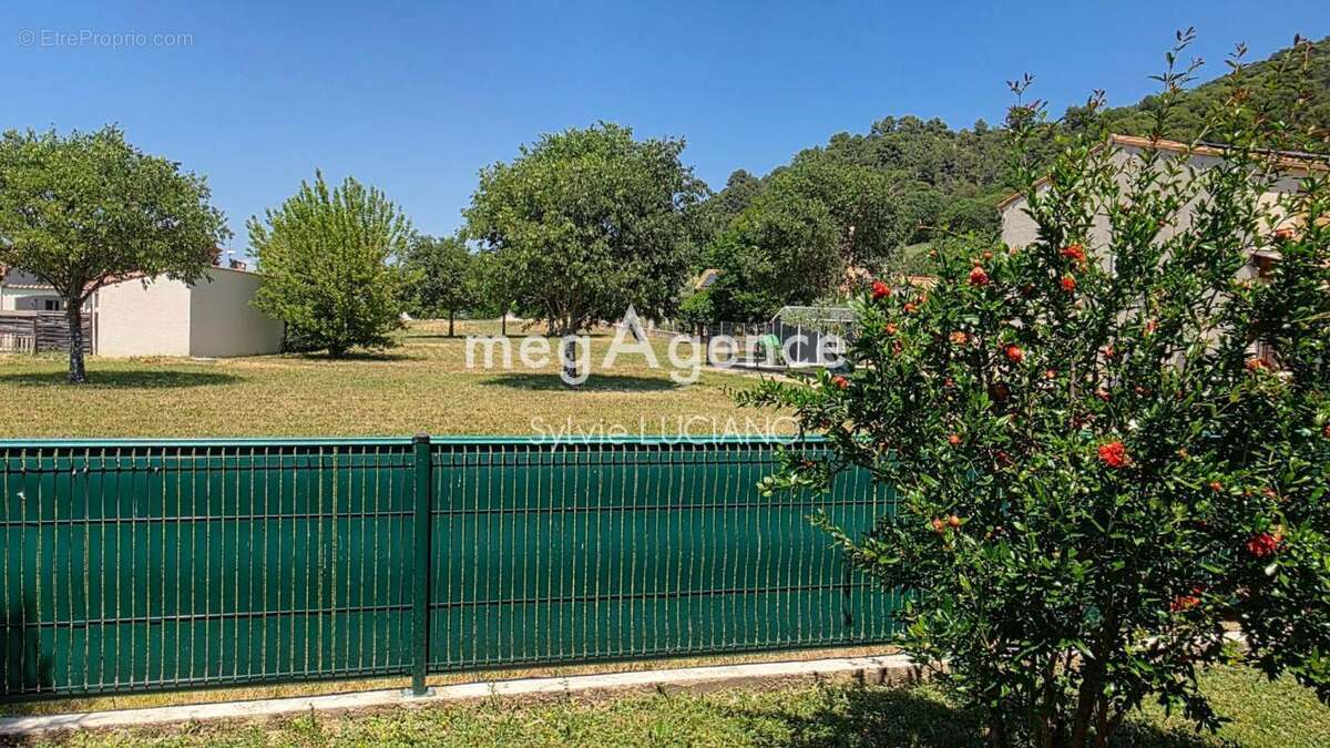 Plain pied, 3 chambres avec piscine - photo 9