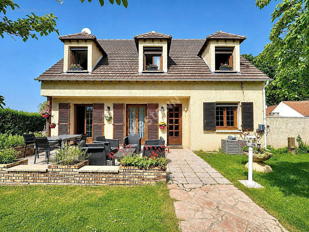 Maison à VIARMES