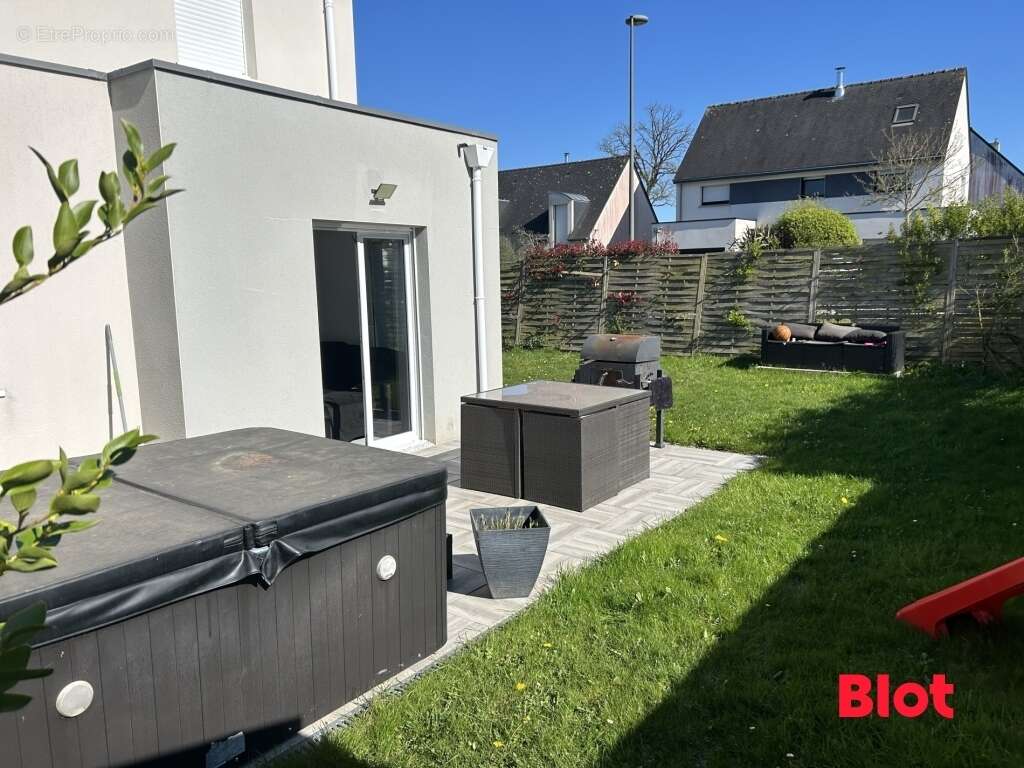 Maison à LA BOUEXIERE
