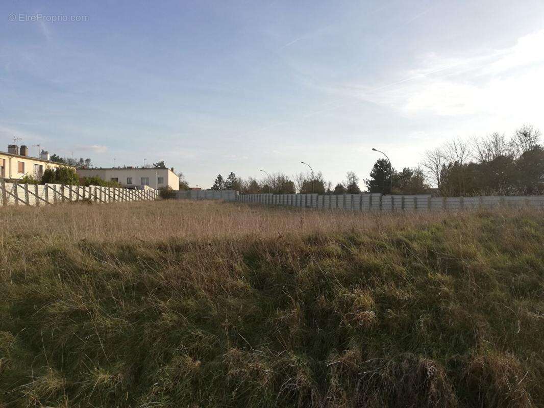 Terrain à AMIENS