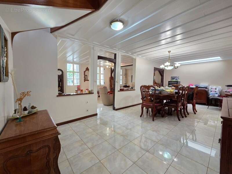 Maison à SAINT-DENIS