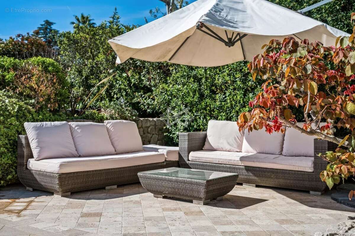 Maison à VILLENEUVE-LOUBET