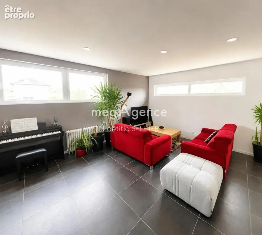 Maison d'architecte aux beaux volumes à Domérat - photo 5