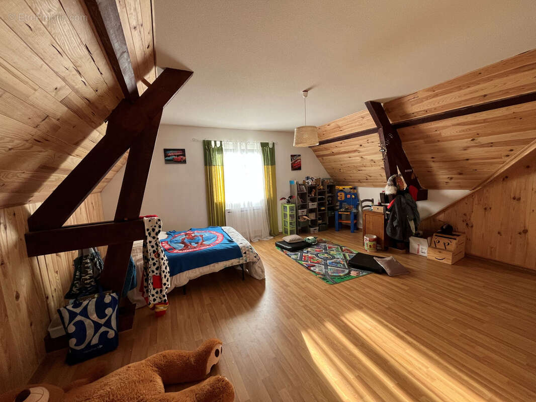 Villa six chambres et piscine - photo 21