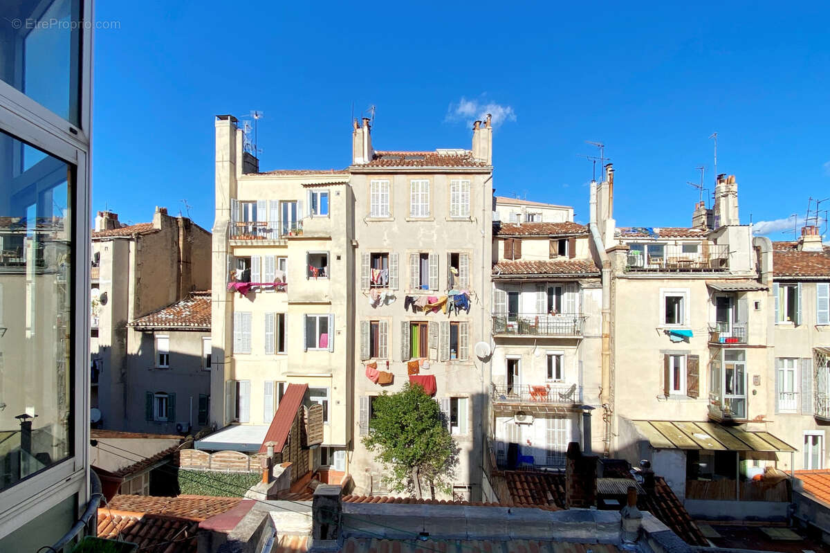 Appartement à MARSEILLE-6E