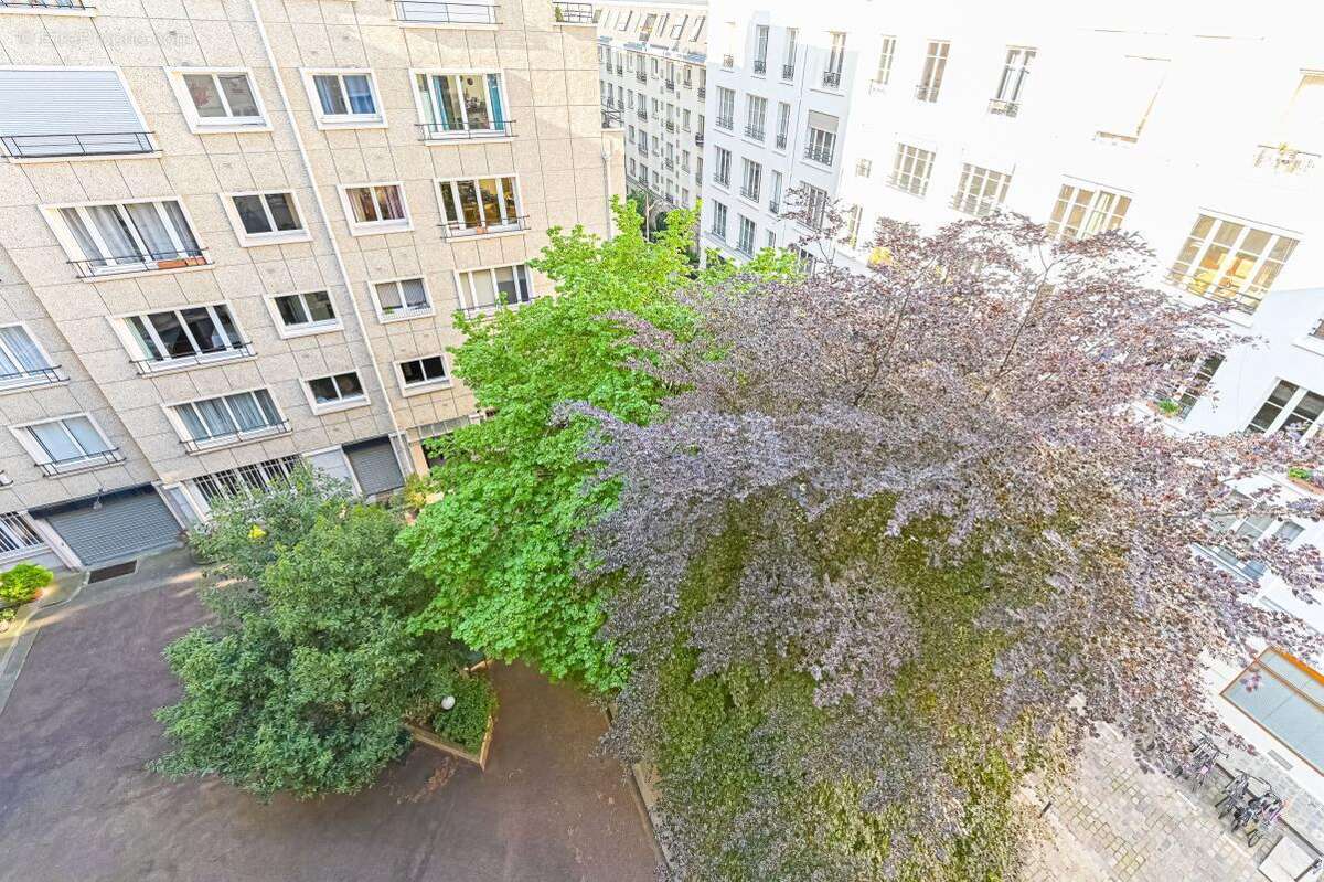 Appartement à PARIS-11E